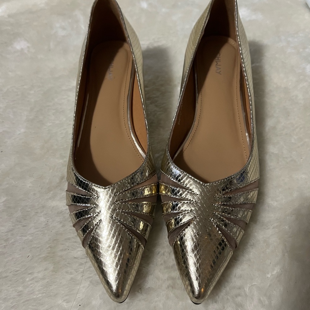 Elegant Gold Kitten Heel Pumps